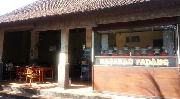 Le-meilleur-Padang-et-Boeuf-Rendang-du-Sud-de-Bali-Restaurant