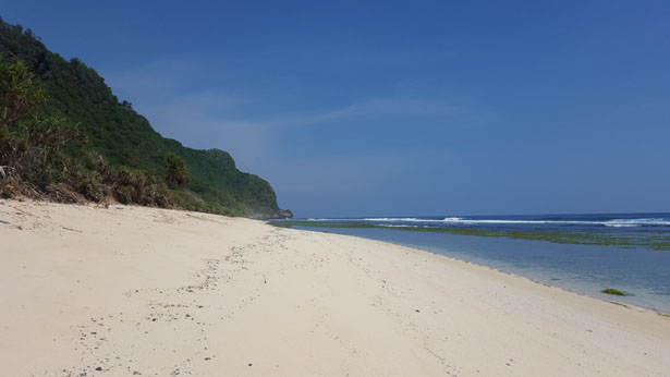 la plage cachée de Nyang Nyang a Pecatu Ulu Watu Plus belles plages Bali (6)