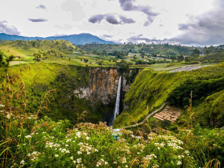 Guide complet pour visiter le Lac Toba (Sumatra)