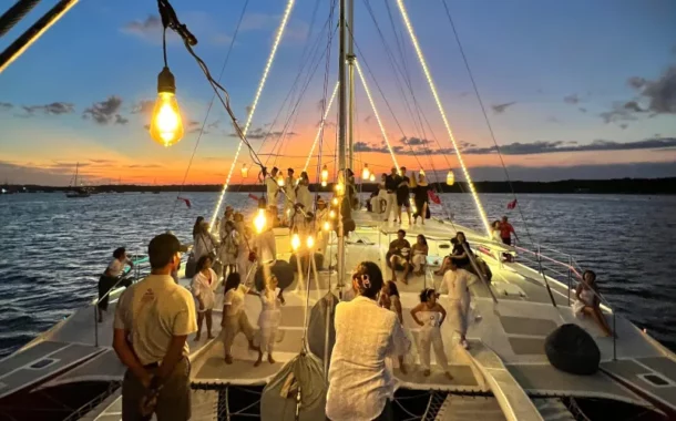 La meilleure soirée bateau pour un coucher de soleil à Bali