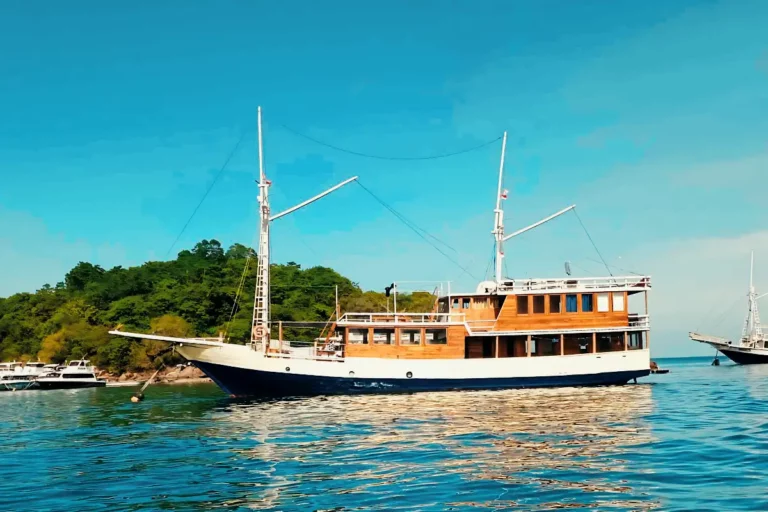 Arumi (Depart Lombok)